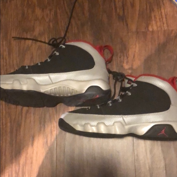 Jordan Kilroys size 7Y - Picture 3 of 6